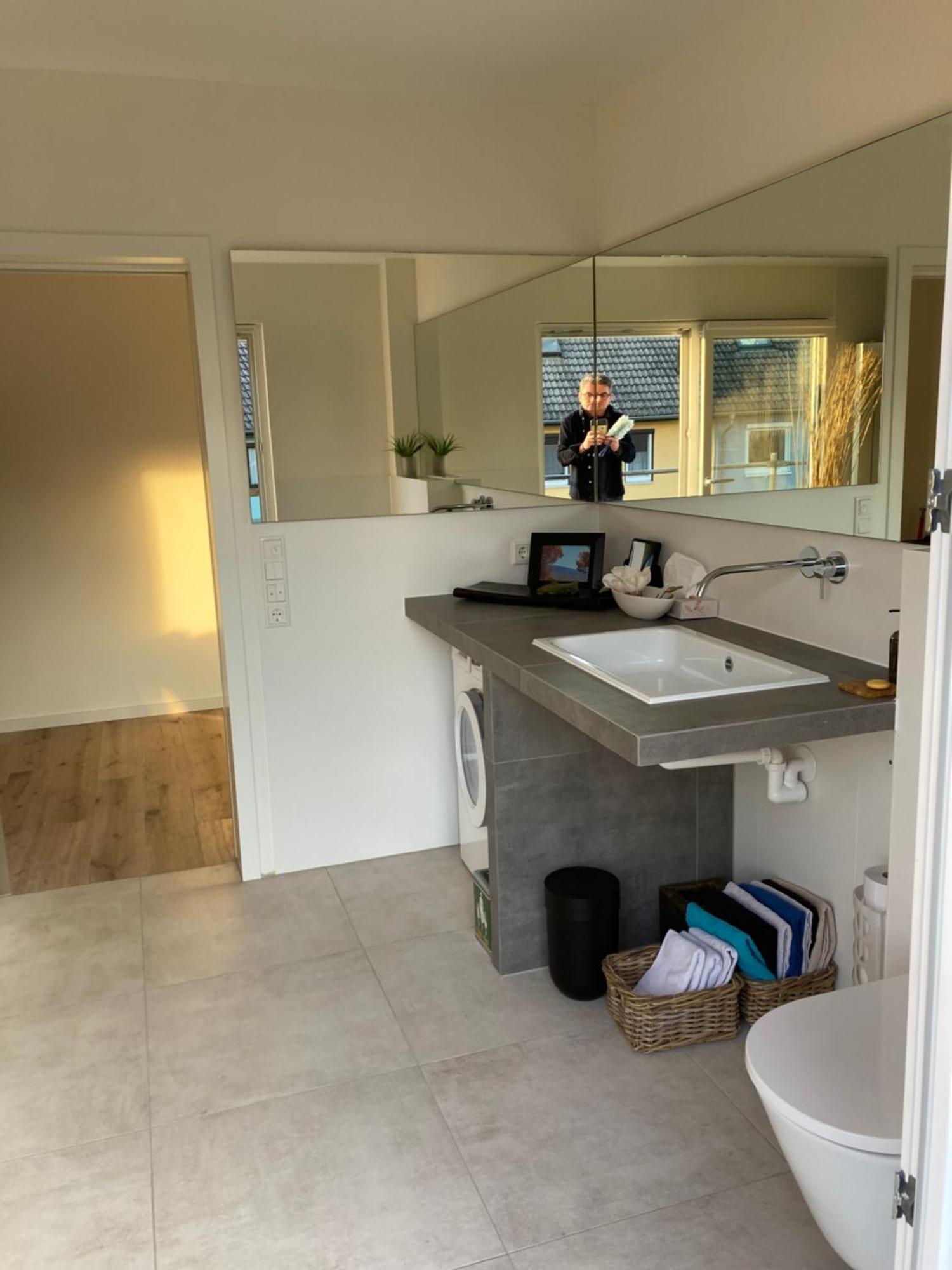 Apartamento Neues Penthouse-Loft Mit Konuskarte Fuer Gratis Oepnv Ehrenkirchen Exterior foto