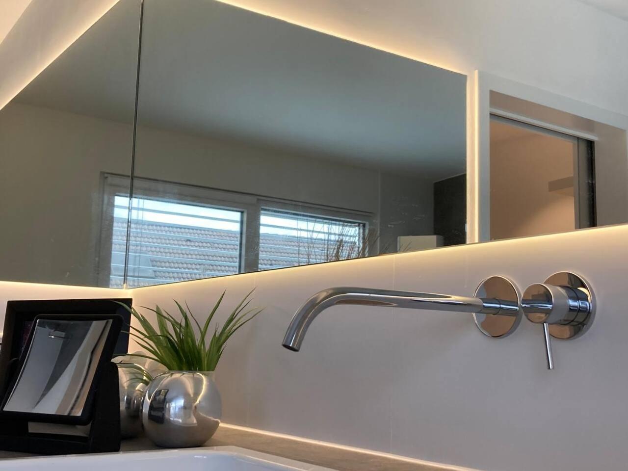 Apartamento Neues Penthouse-Loft Mit Konuskarte Fuer Gratis Oepnv Ehrenkirchen Exterior foto