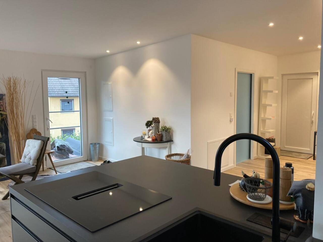 Apartamento Neues Penthouse-Loft Mit Konuskarte Fuer Gratis Oepnv Ehrenkirchen Exterior foto